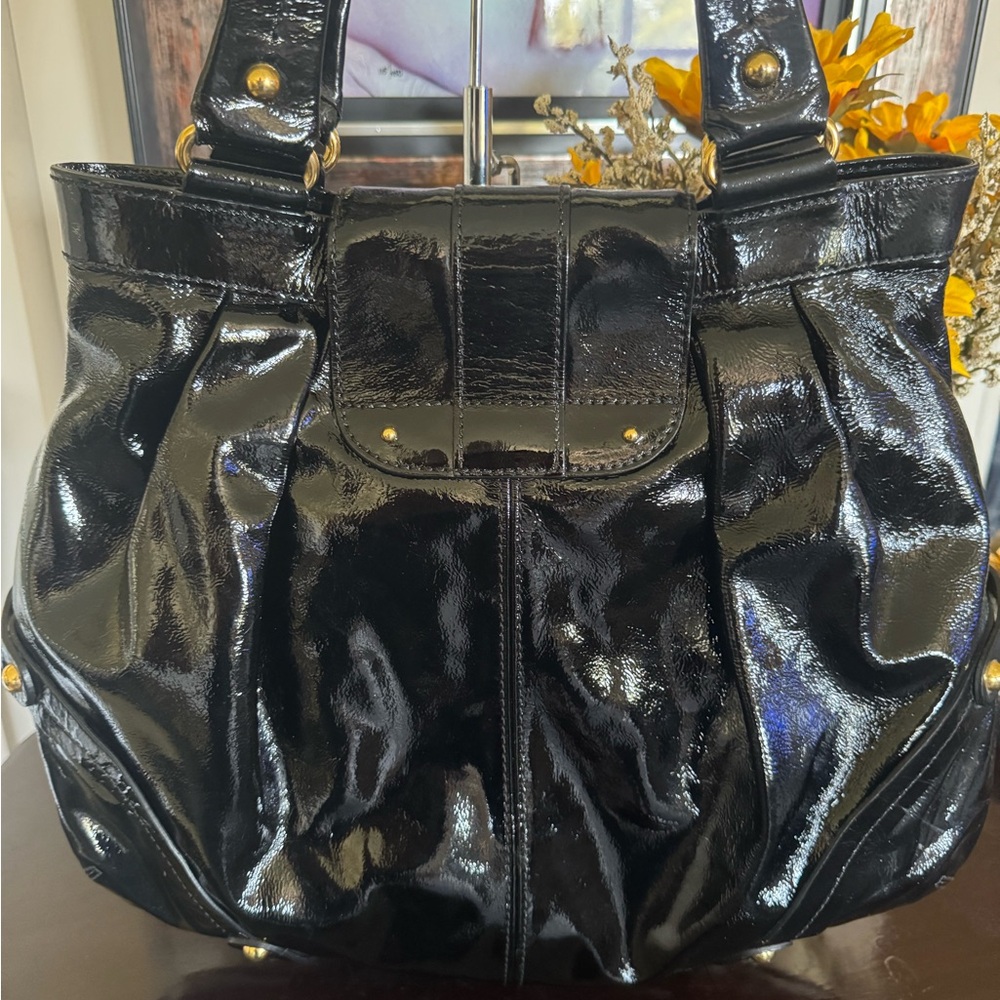 Dooney & Bourke Limited Edition Hayden Panettiere Black Patent Leather Purse - Picture 2 of 13
